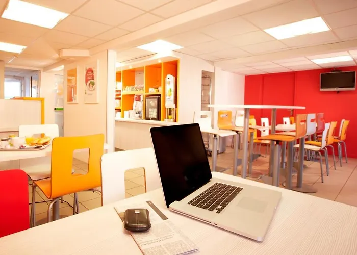 Hotel Premiere Classe Angouleme Ouest - Yrieix *